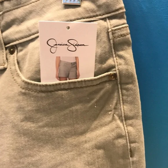 🔶NEW Jessica Simpson Rolled Cuff Shorts - Picture 6 of 7